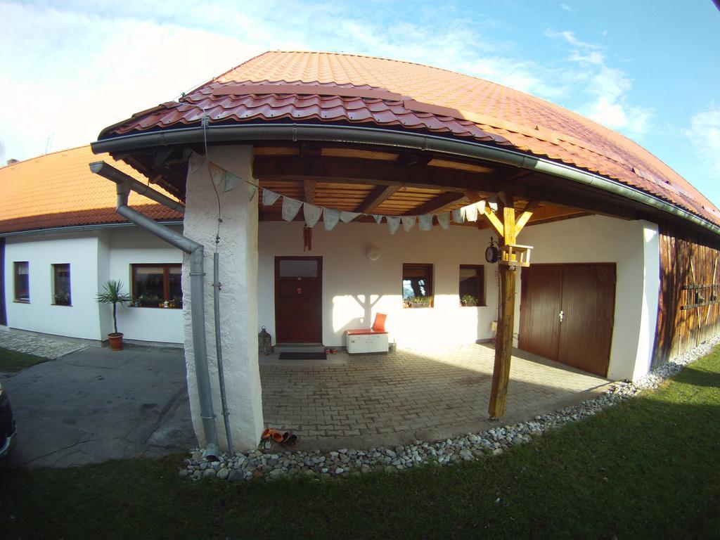Vidiecky apartmán Kubo Pavčina Lehota Exterior foto